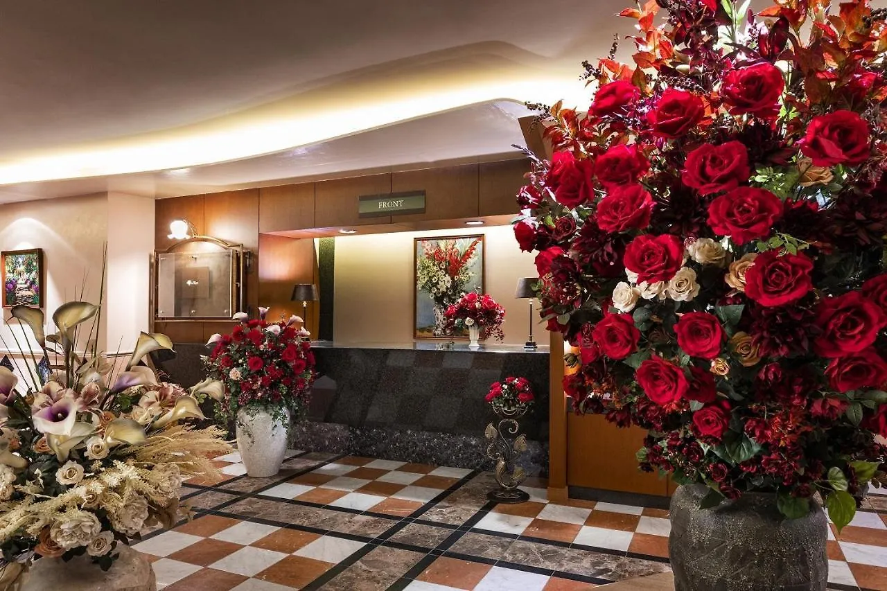 Hotel La Grace (Adults Only) Sapporo 2*,  Japão